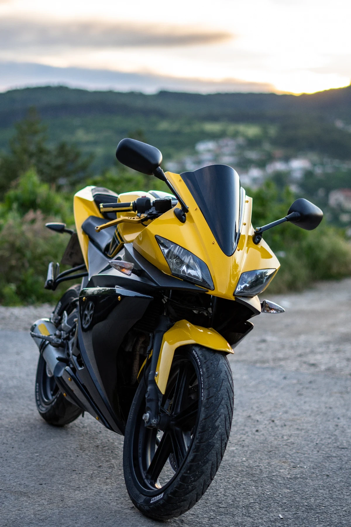 Yamaha Yzf R125, снимка 2 - Мотоциклети и мототехника - 54857366