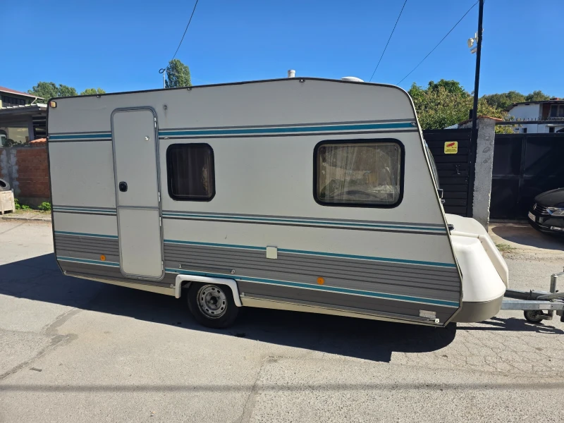 Каравана Adria TEC, снимка 2 - Каравани и кемпери - 52467616