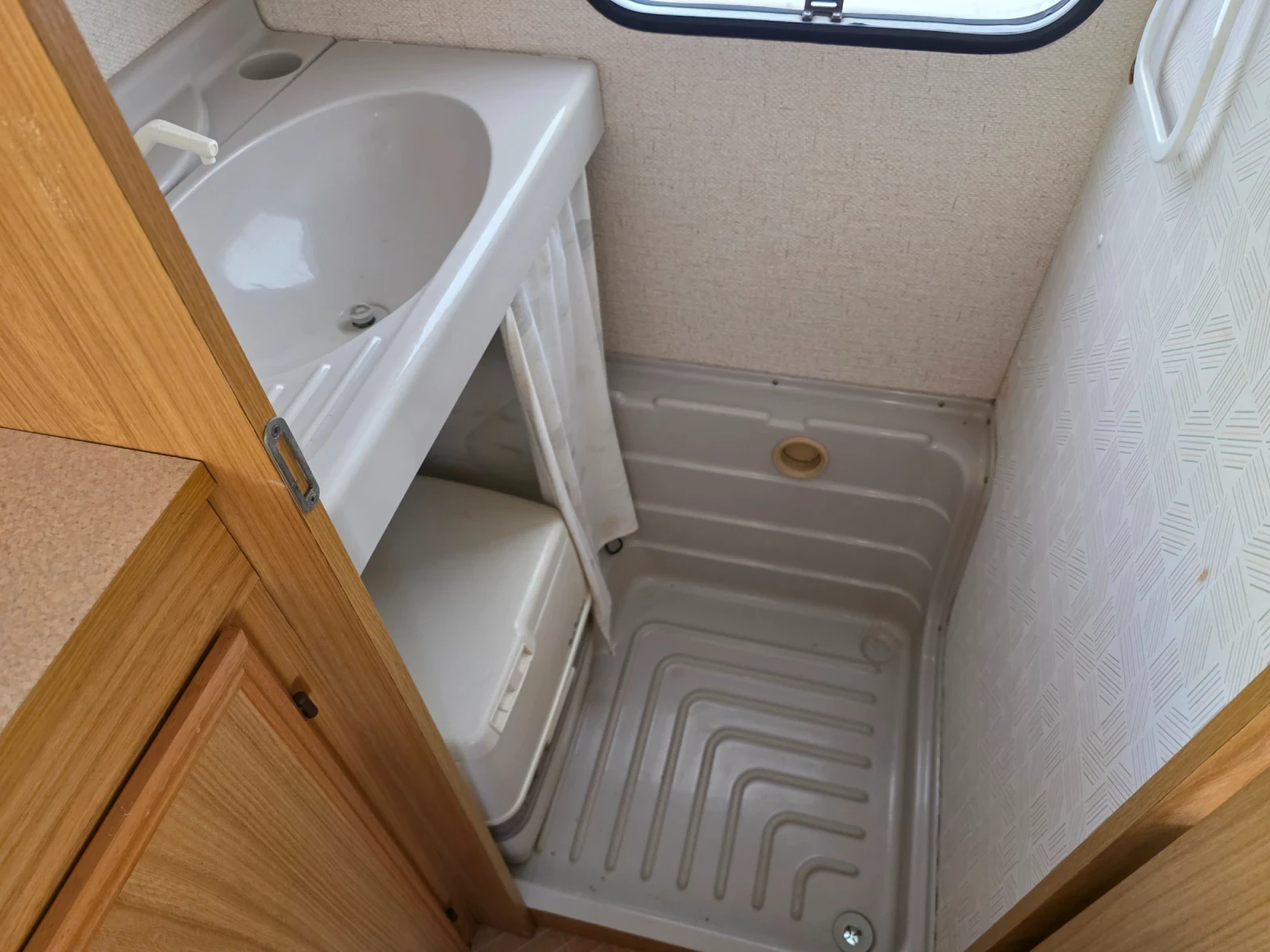  Adria TEC | Mobile.bg   12