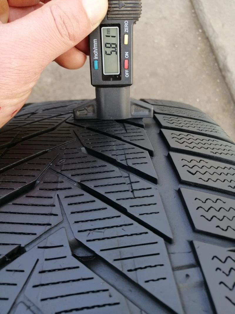 Гуми Зимни 275/40R20, снимка 9 - Гуми и джанти - 34896903