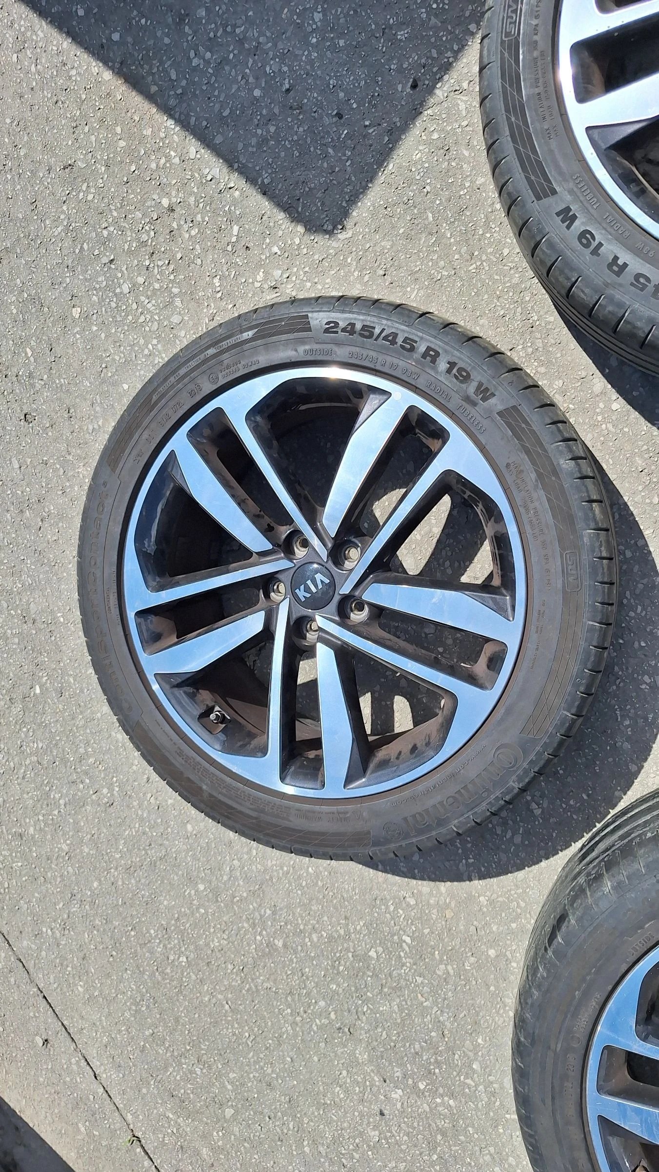 ���� � ������ 245/45R19 �� Kia Sportage | Mobile.bg � ����������� 3