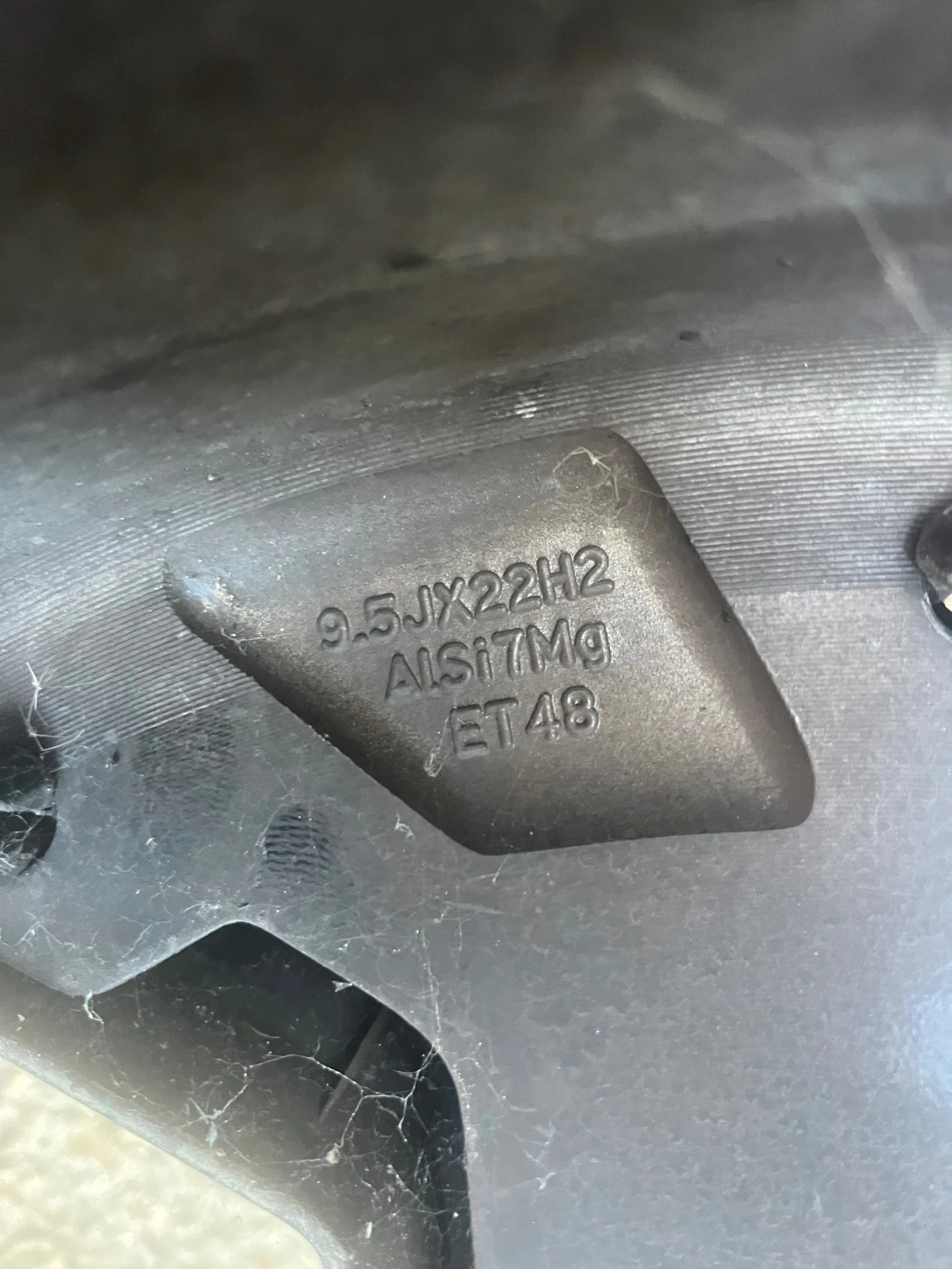 Гуми с джанти Hankook 265/40R22, снимка 5 - Гуми и джанти - 56246197