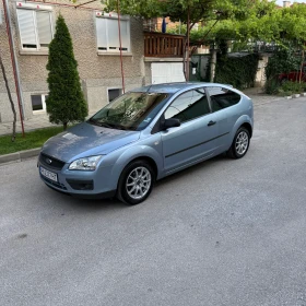 Ford Focus 1.6i 100кс Нави+ подгреви като нова е ! 