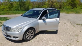 Mercedes-Benz C 200, снимка 8