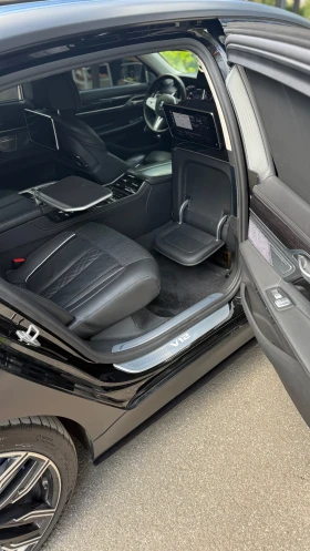 BMW 760 Full Carbon, снимка 16