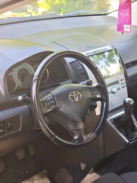 Toyota Corolla verso 1.8Газ/L.Renzo, снимка 11