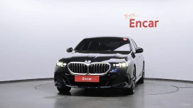 BMW 530 i - M PKG - ACC - HUD - ОБДУХ - ПОДГРЕВИ - 360, снимка 3