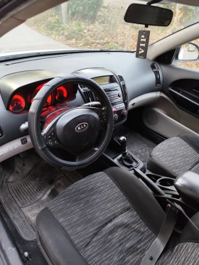 Kia Ceed 1.4 газ.инж, снимка 8