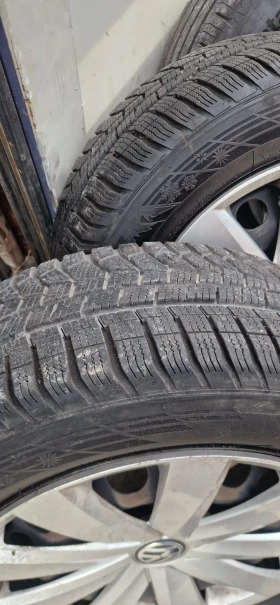 VW Passat - 7250 € / 14179.77 лв. - 21767605 14