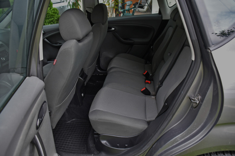 Seat Altea 1.9TDI, снимка 12 - Автомобили и джипове - 46442293