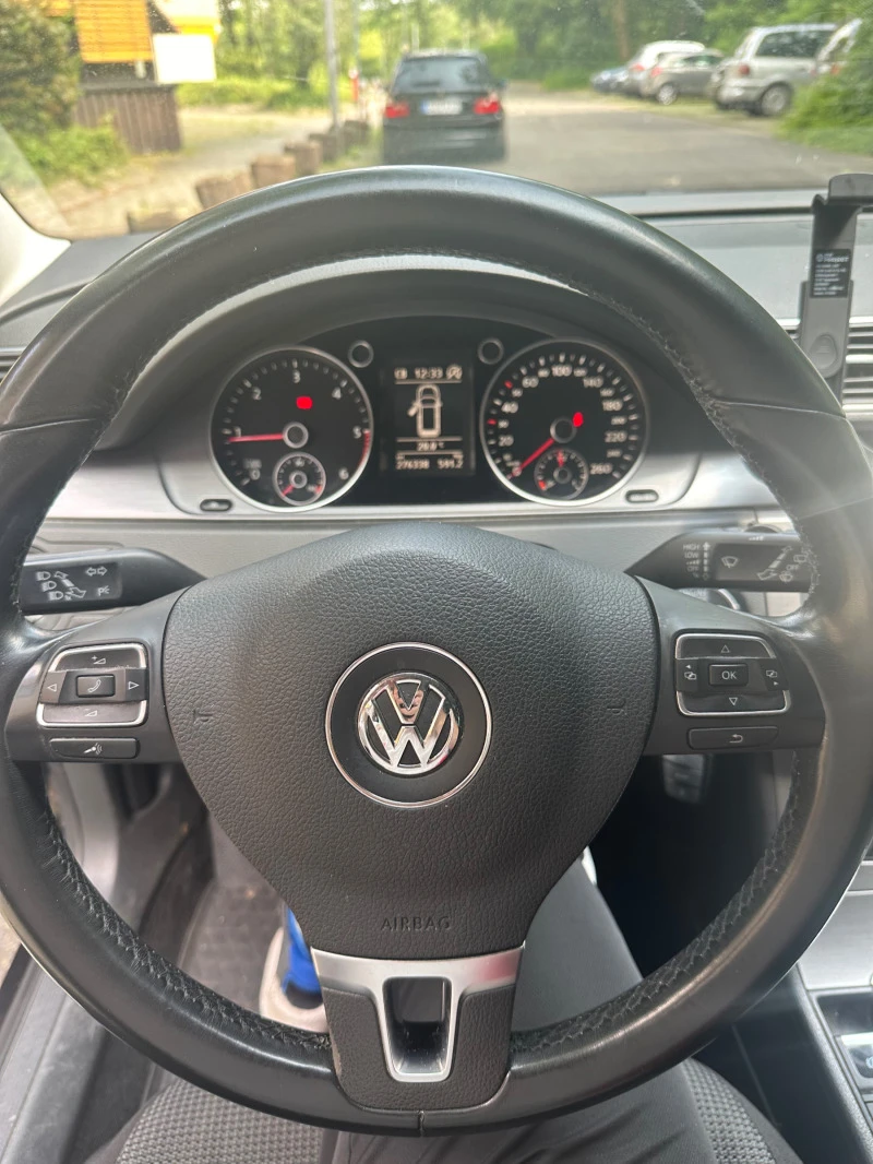 VW Passat, снимка 6 - Автомобили и джипове - 47009721