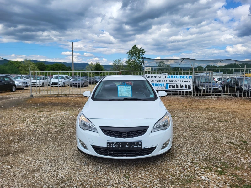 Opel Astra 1.4i ГАЗ, снимка 8 - Автомобили и джипове - 47446498