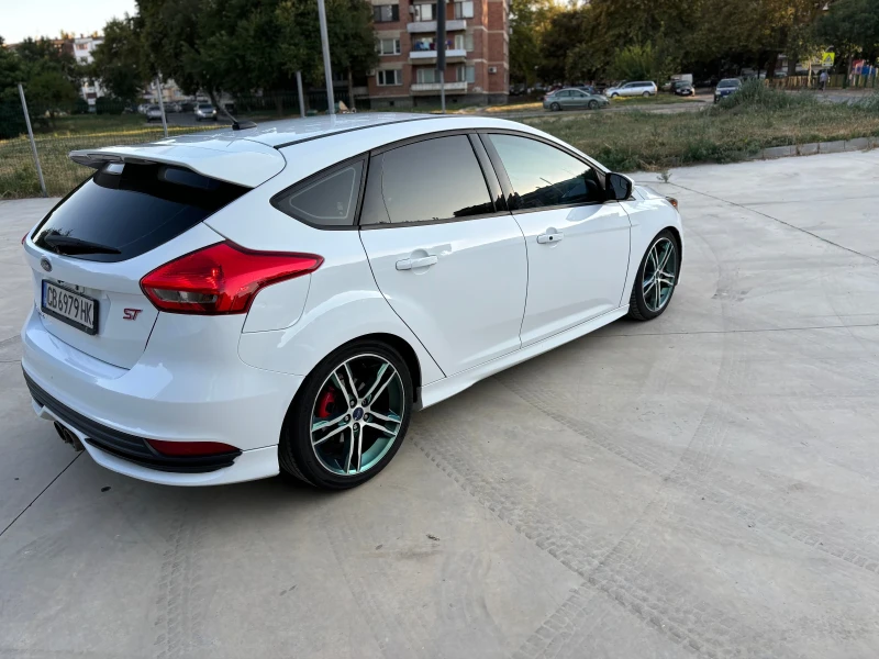 Ford Focus ST, снимка 6 - Автомобили и джипове - 47892311