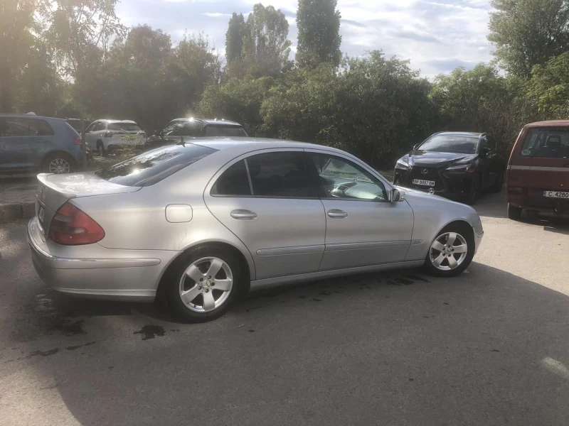 Mercedes-Benz E 320, снимка 1 - Автомобили и джипове - 48927889