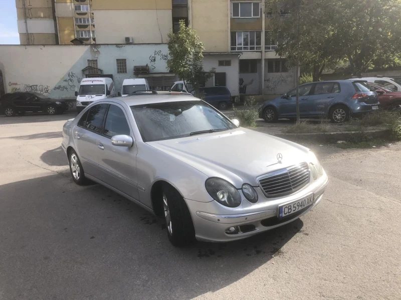 Mercedes-Benz E 320, снимка 11 - Автомобили и джипове - 48927889