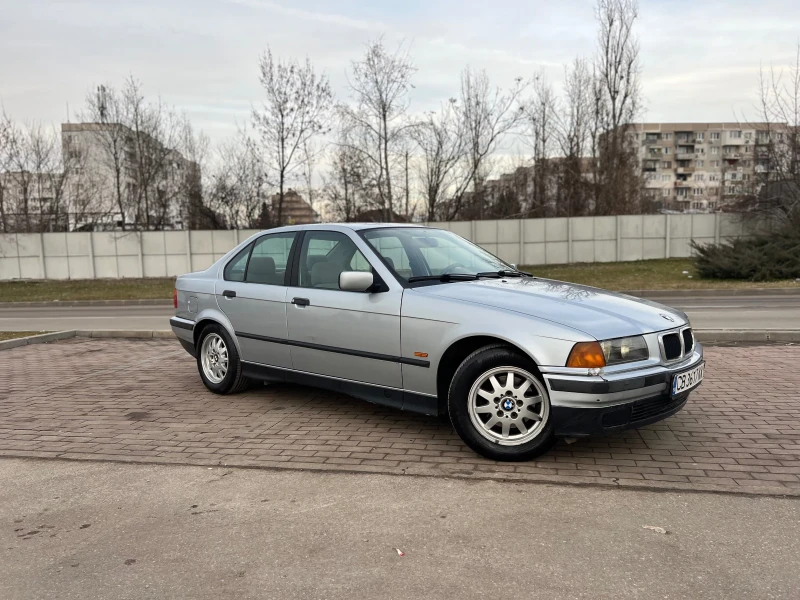 BMW 316 E36 FACELIFT, снимка 3 - Автомобили и джипове - 49380062