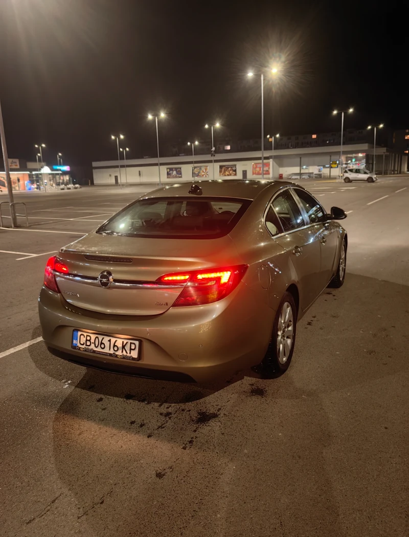 Opel Insignia, снимка 3 - Автомобили и джипове - 49589835