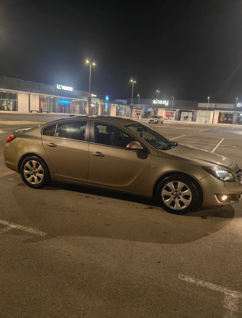 Opel Insignia, снимка 6 - Автомобили и джипове - 49589835