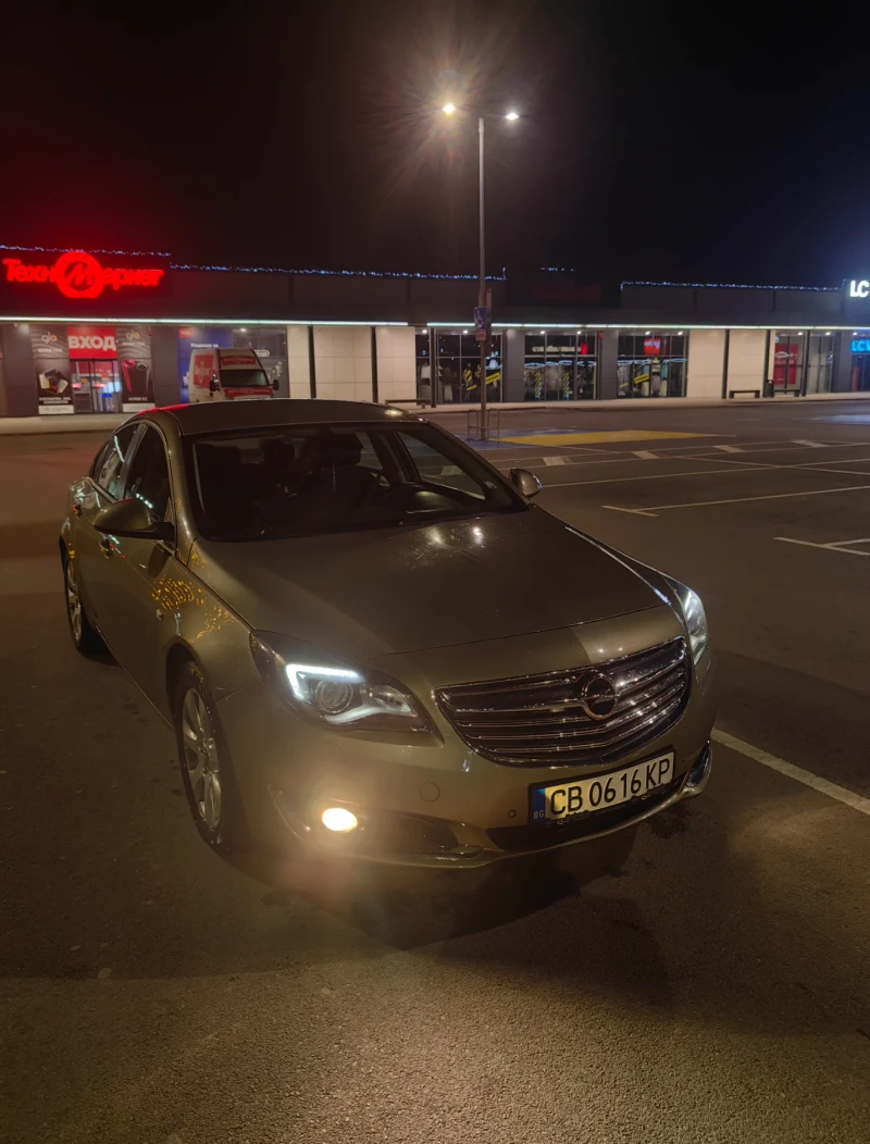 Opel Insignia, снимка 5 - Автомобили и джипове - 49589835