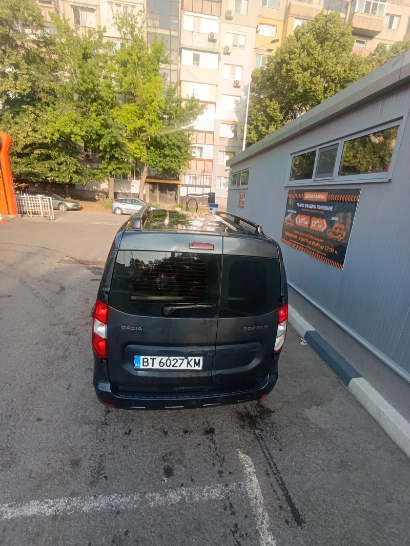 Dacia Dokker 1.6 85кс. Gaz, снимка 4 - Автомобили и джипове - 50816354