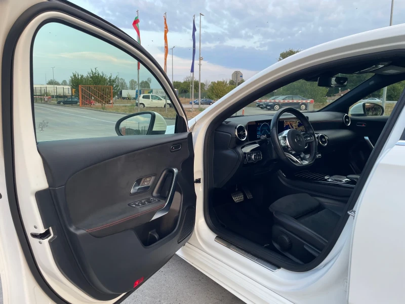 Mercedes-Benz A 200 AMG, снимка 9 - Автомобили и джипове - 51609490