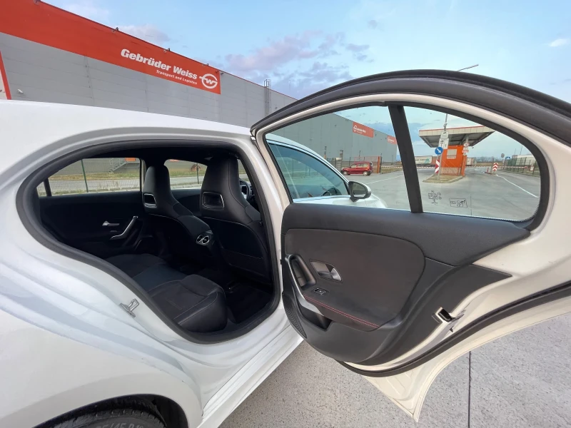 Mercedes-Benz A 200 AMG, снимка 14 - Автомобили и джипове - 51609490