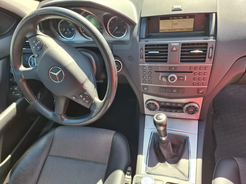 Mercedes-Benz C 220 Avantgard, снимка 9 - Автомобили и джипове - 51755389