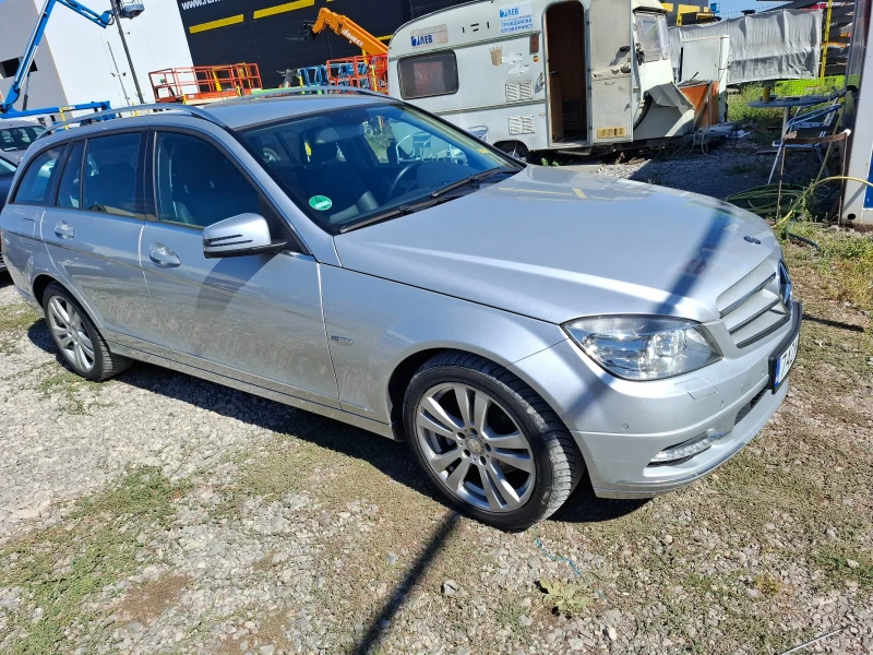 Mercedes-Benz C 220 Avantgard, снимка 2 - Автомобили и джипове - 51755389