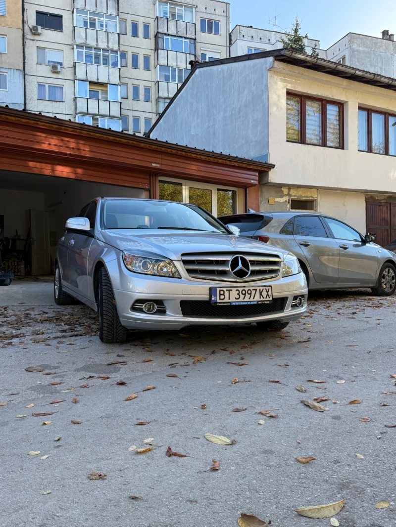 Mercedes-Benz C 200, снимка 2 - Автомобили и джипове - 52266716