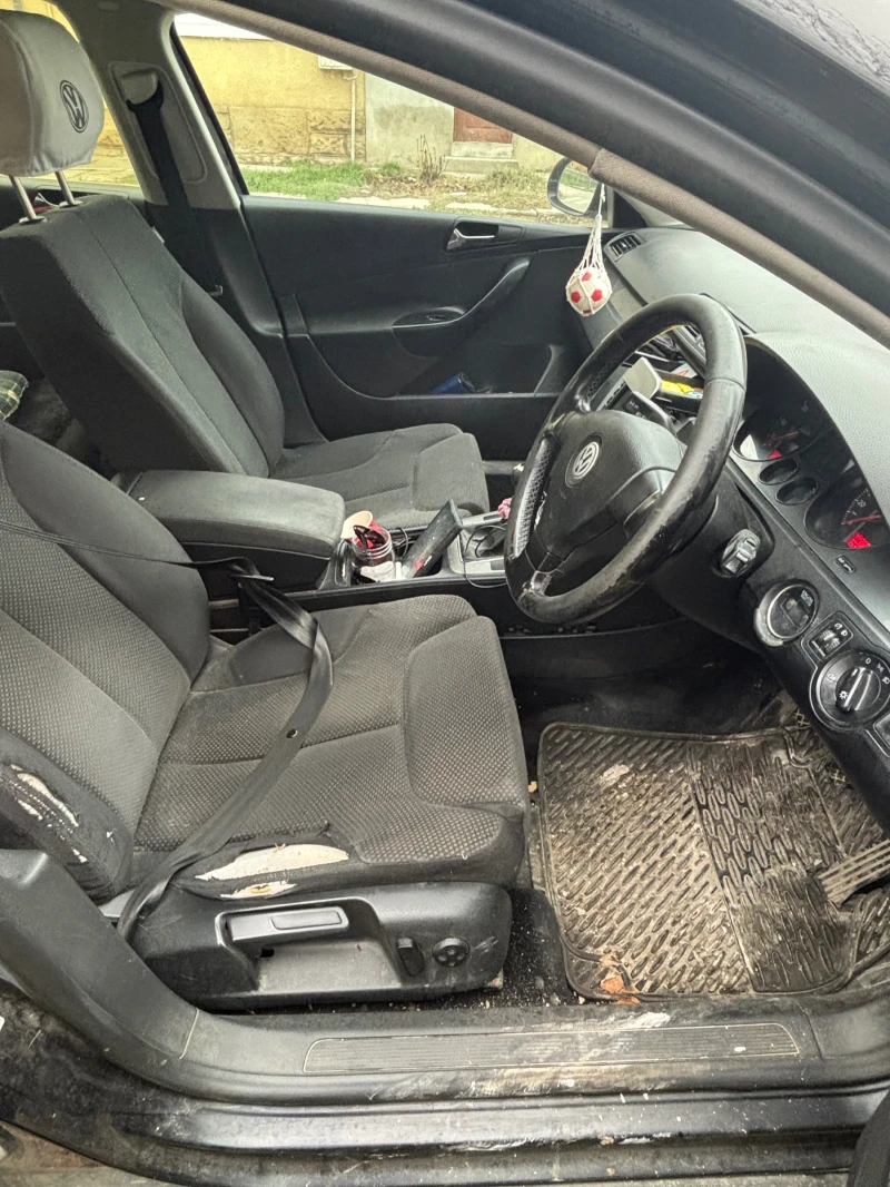 VW Passat 2.0TDI, снимка 5 - Автомобили и джипове - 53276927