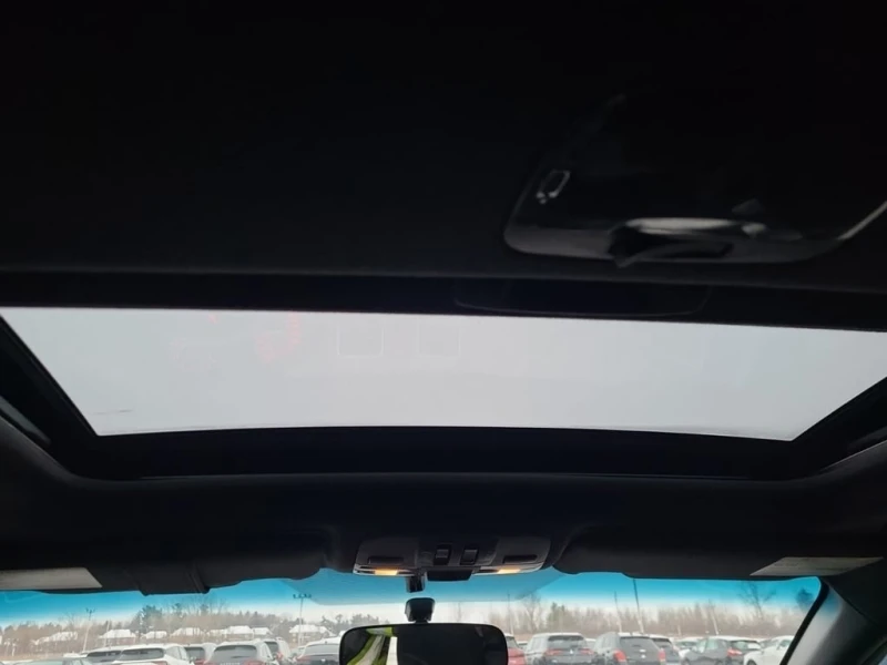 Subaru WRX * W/SPORT PKG * CARFAX * БЕЗ ПЪРВОНАЧАЛНА ВНОСКА, снимка 11 - Автомобили и джипове - 53380517