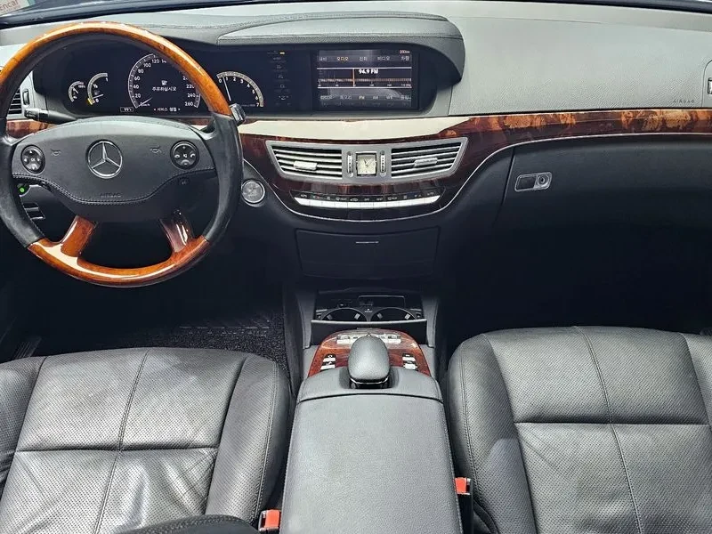 Mercedes-Benz S 550  - изображение 7