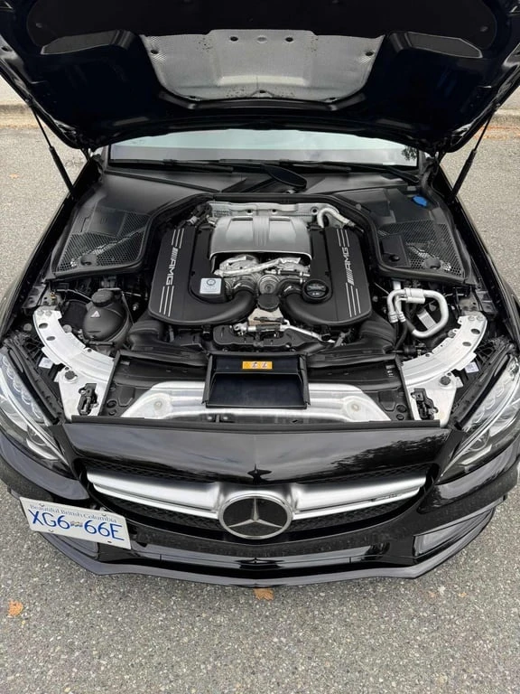 Mercedes-Benz C 63 AMG * S * CARFAX * БЕЗ ПЪРВОНАЧАЛНА ВНОСКА, снимка 11 - Автомобили и джипове - 53023035