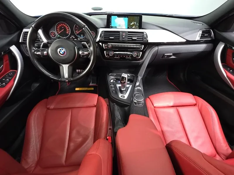 BMW 330 E Iperformance M Sports, снимка 7 - Автомобили и джипове - 55928608