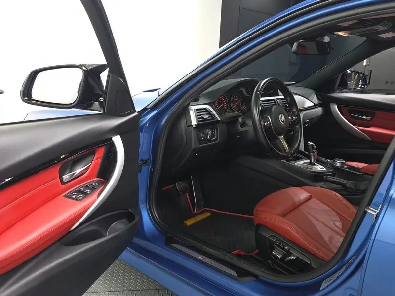 BMW 330 E Iperformance M Sports, снимка 10 - Автомобили и джипове - 55928608