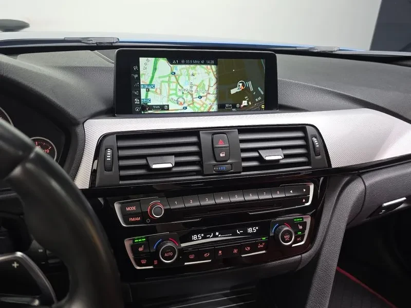 BMW 330 E Iperformance M Sports, снимка 14 - Автомобили и джипове - 55928608