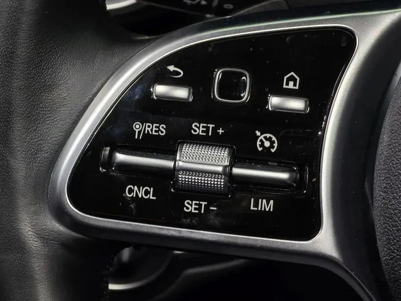 Mercedes-Benz C 200, снимка 16 - Автомобили и джипове - 56688385