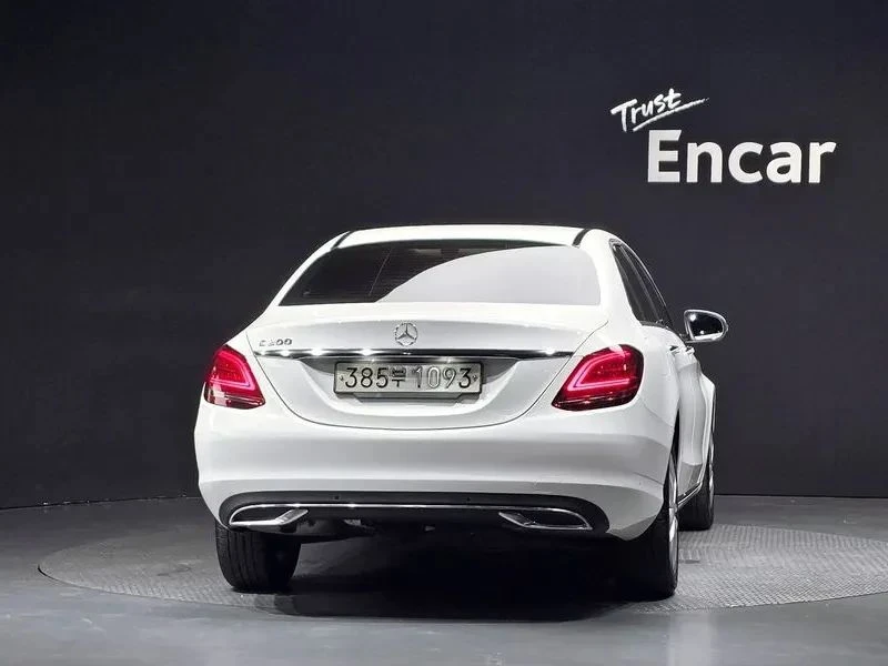 Mercedes-Benz C 200, снимка 3 - Автомобили и джипове - 56688385