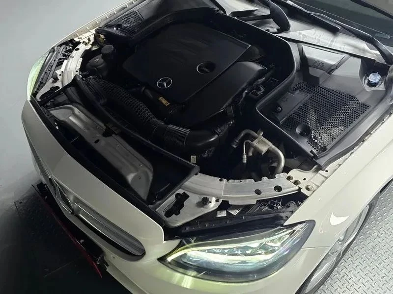 Mercedes-Benz C 200, снимка 5 - Автомобили и джипове - 56688385