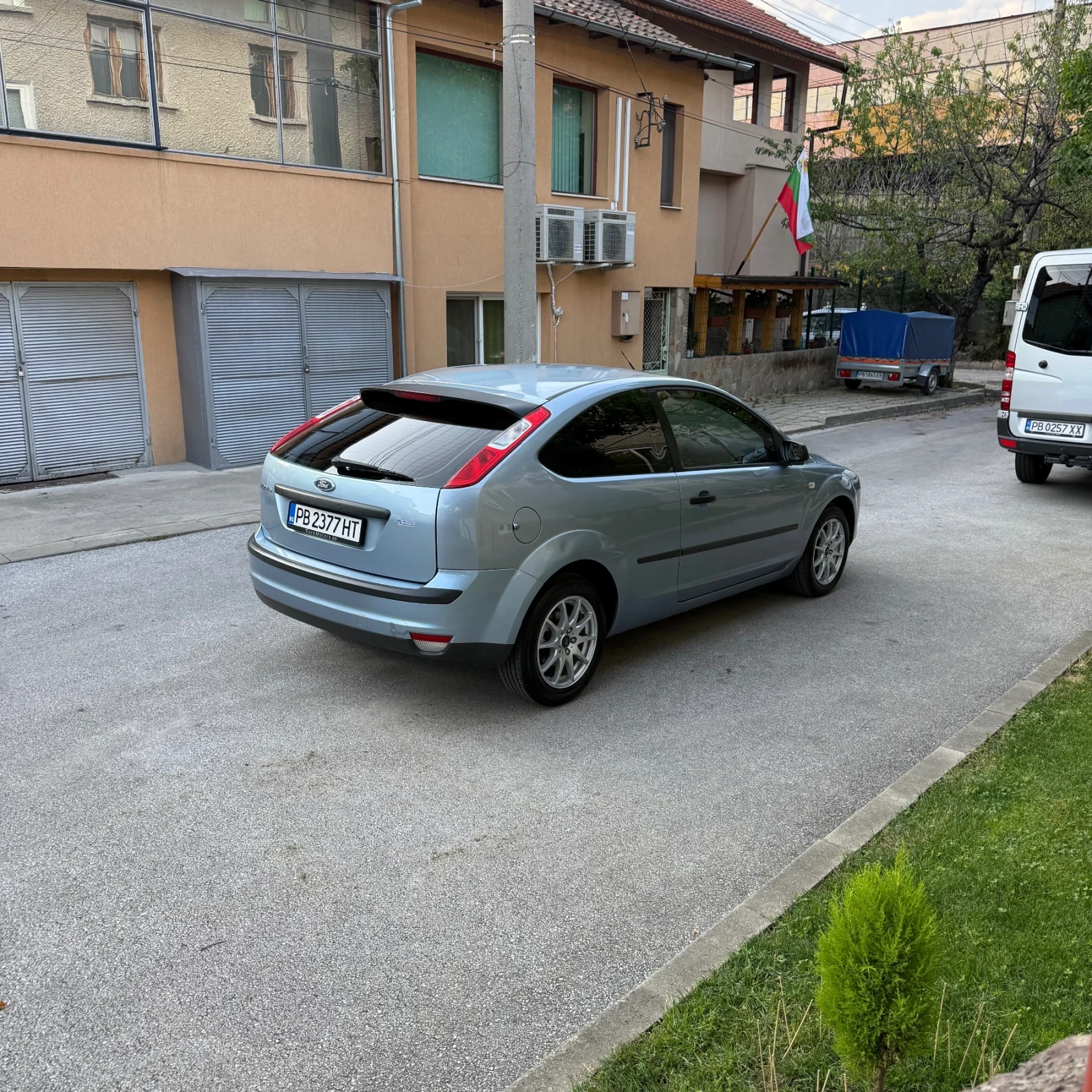 Ford Focus 1.6i 100кс Нави+ подгреви като нова е !  - изображение 5