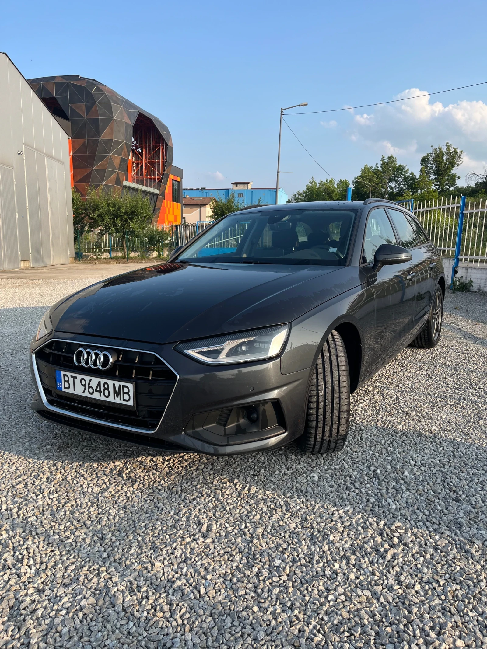 Audi A4 35 TDI - изображение 2