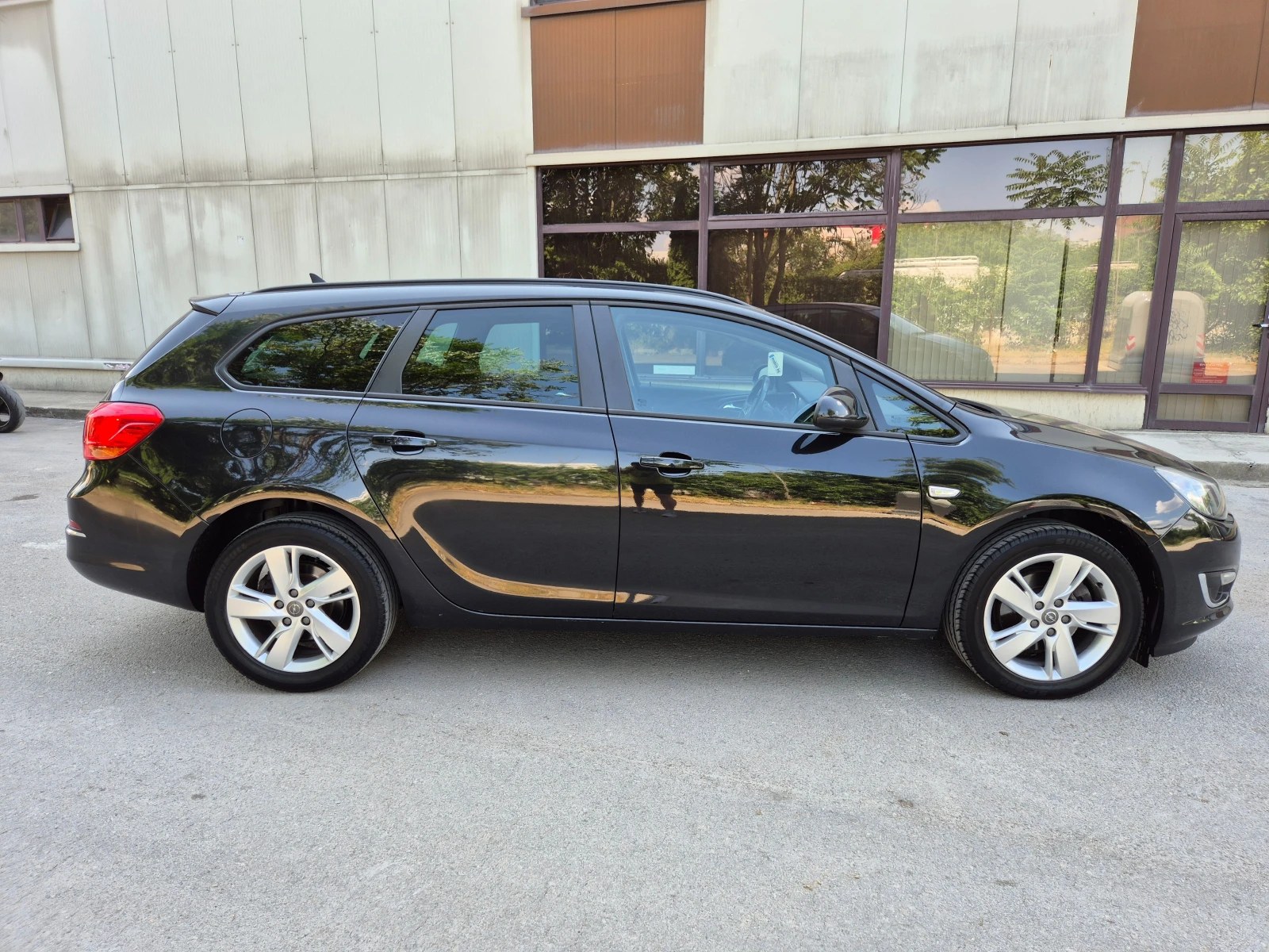 Opel Astra 1.7D-Италия-131к.с - изображение 4