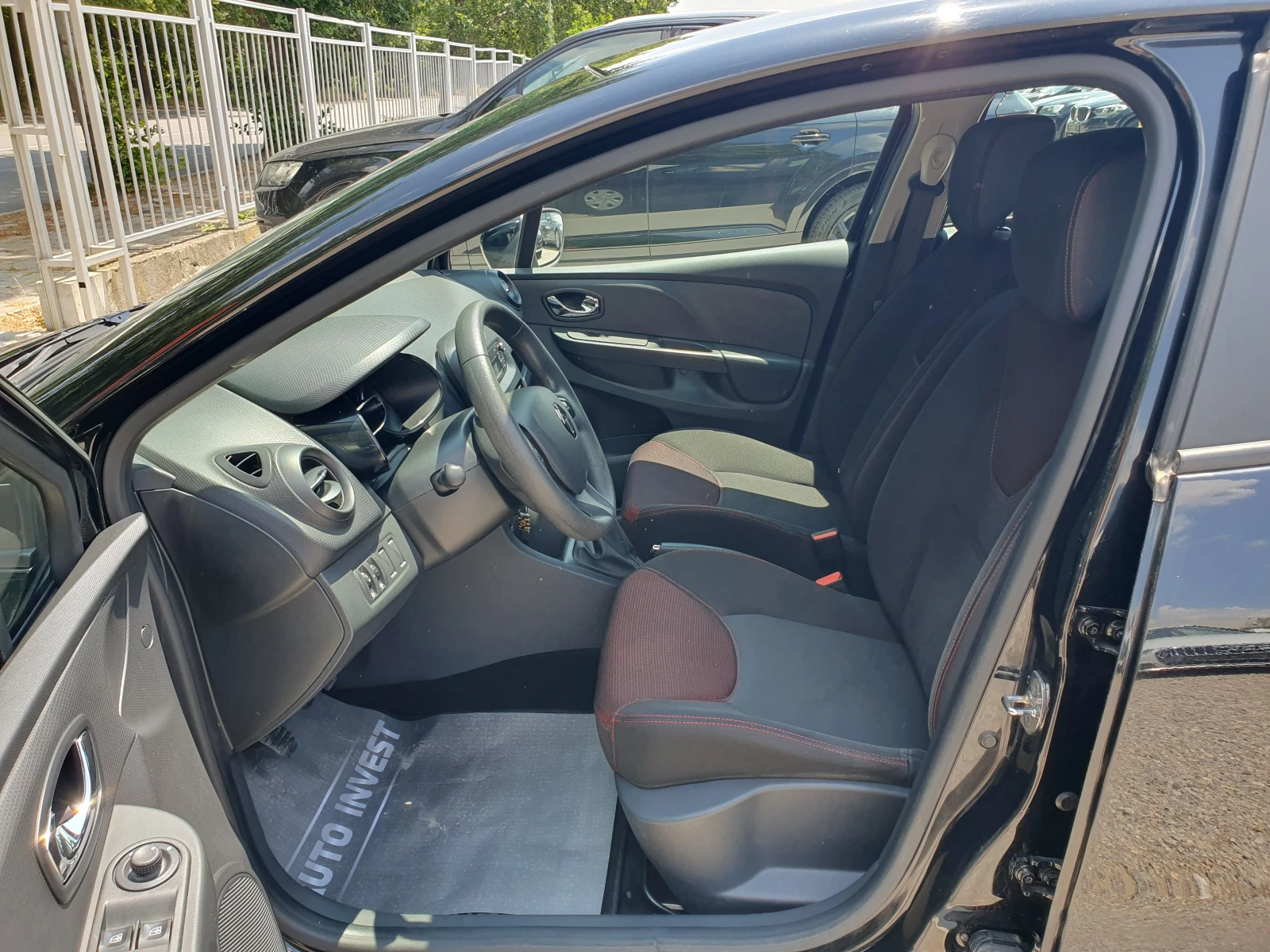Renault Clio 1.5/75кс - изображение 9