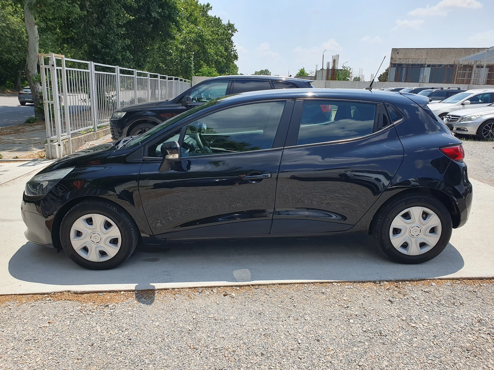 Renault Clio 1.5/75кс - изображение 4
