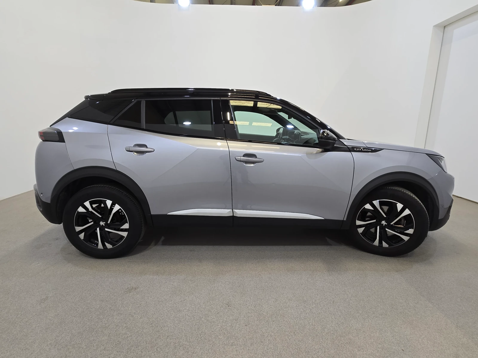 Peugeot 2008 Peugeot 2008 1.5 BlueHDi GT-Line Automatic (2020) - изображение 3