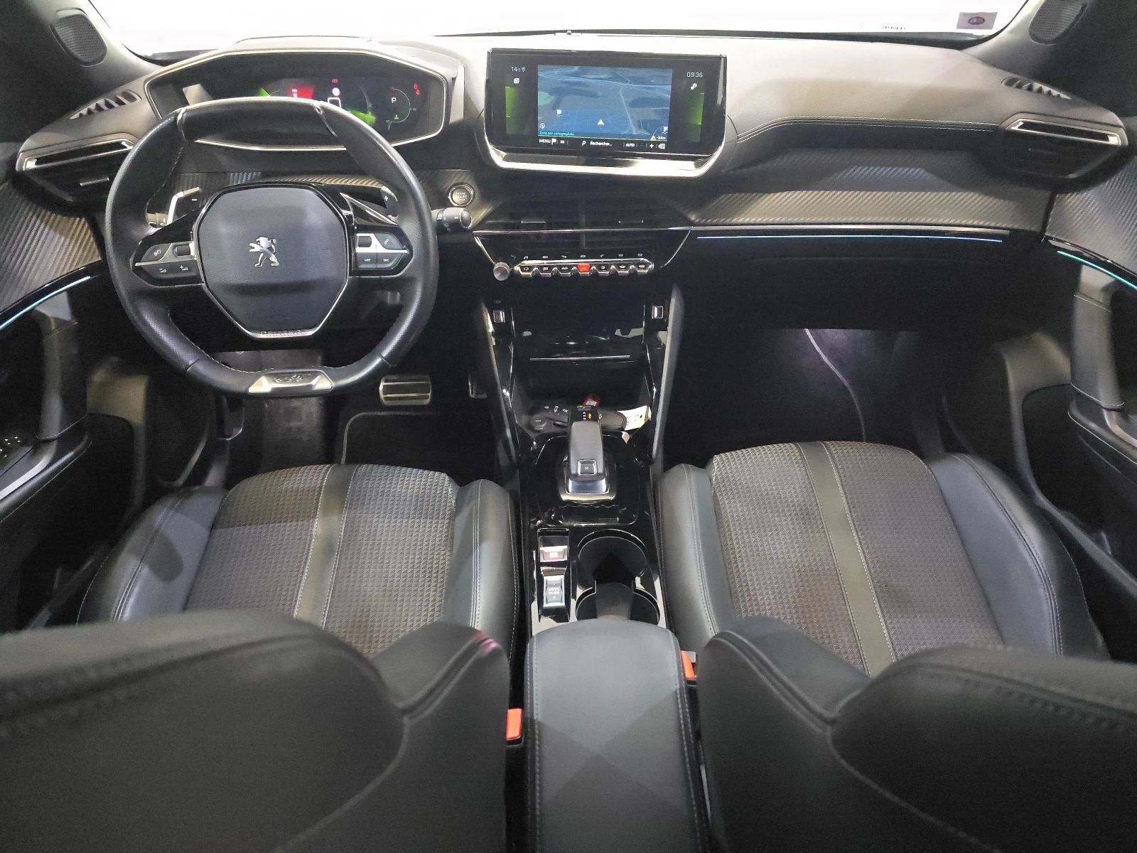 Peugeot 2008 Peugeot 2008 1.5 BlueHDi GT-Line Automatic (2020) - изображение 9