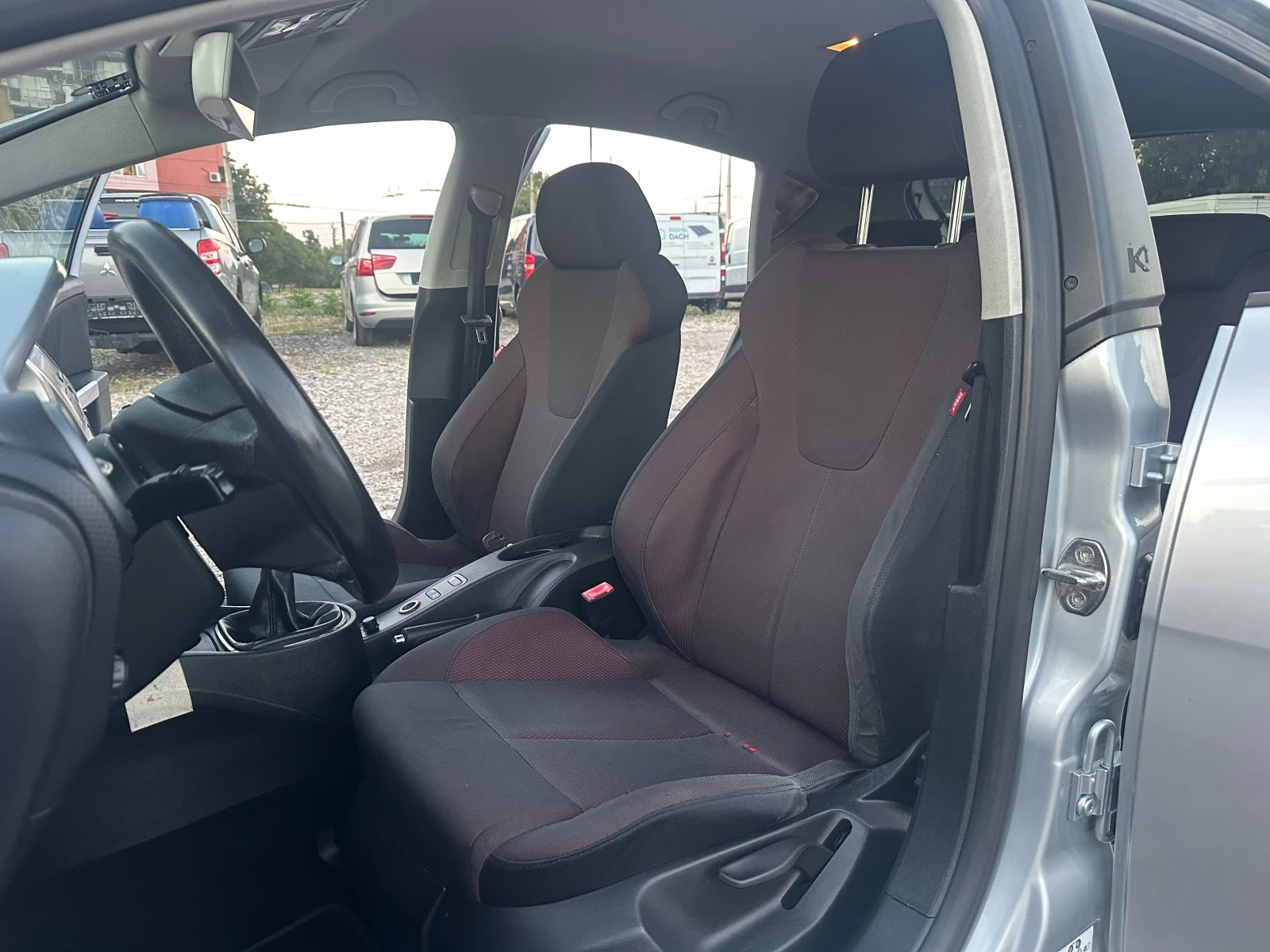 Seat Leon 2.0FSI 150kc FR - изображение 9