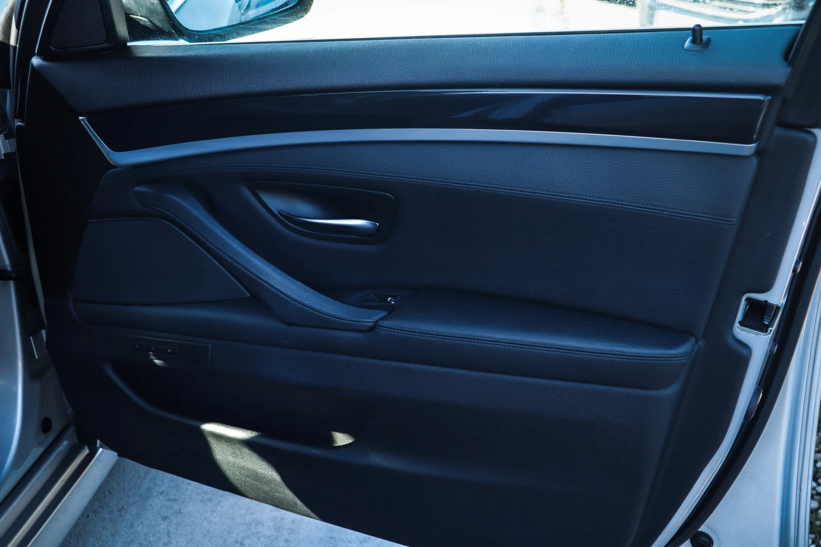 BMW 530 D = ������ = BUSINESS PLUS = FULL MAX = TOP | Mobile.bg � ����������� 15