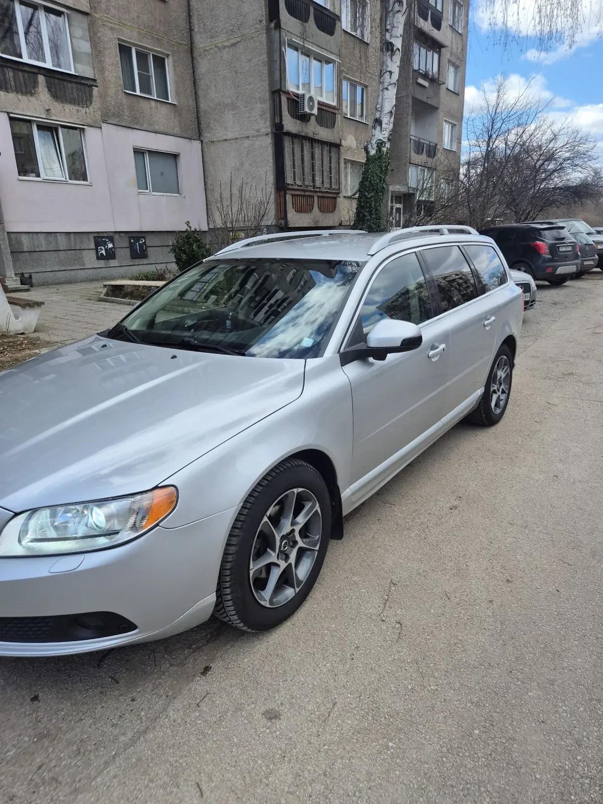 Volvo V70  - изображение 2