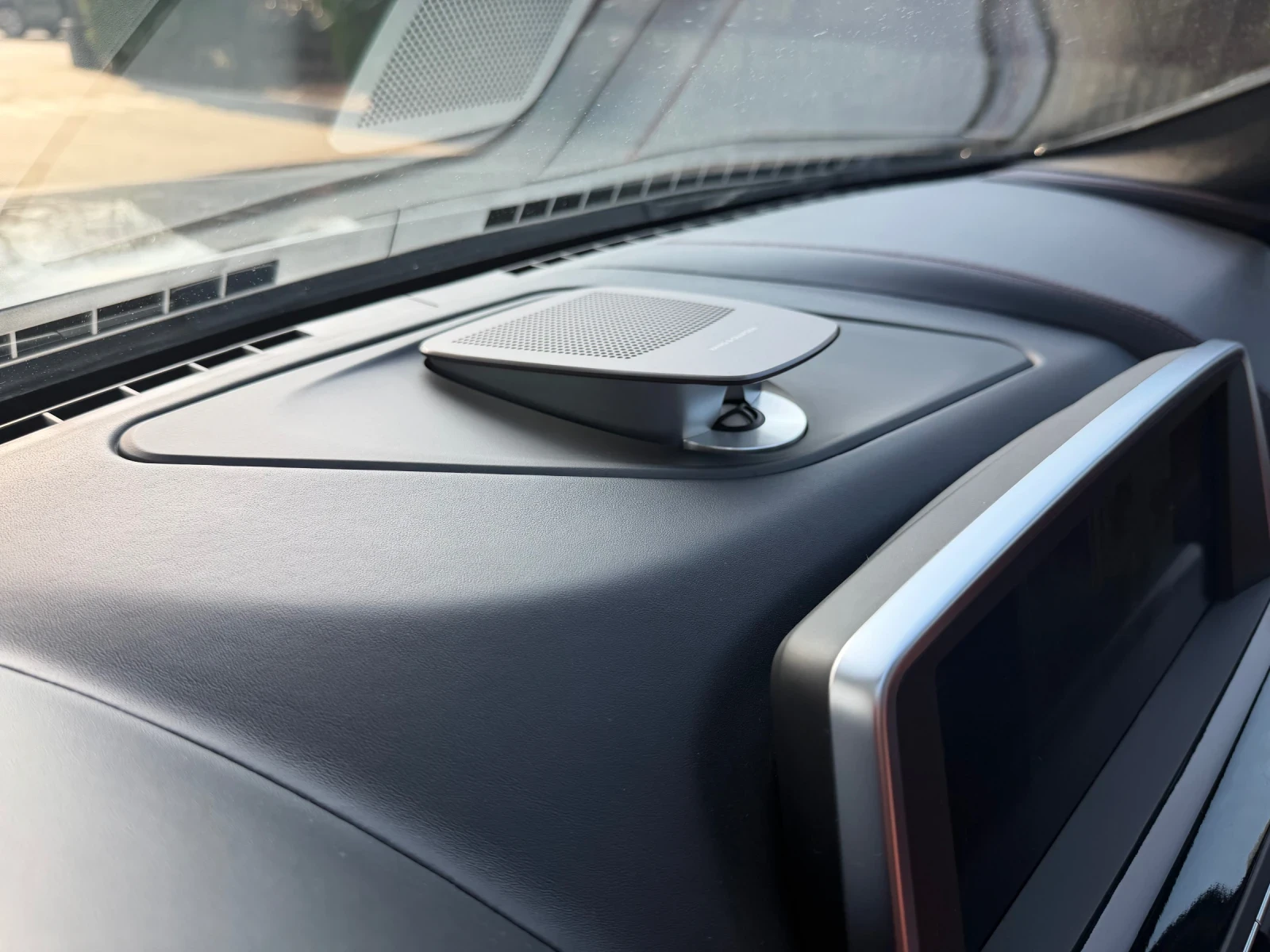 BMW 650 Уникат-77000км-FULL!!!, снимка 13 - Автомобили и джипове - 53726126